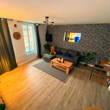 Super Appartement T3 Proche Gare Санс Екстериор снимка