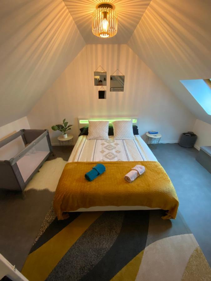Super Appartement T3 Proche Gare Санс Екстериор снимка