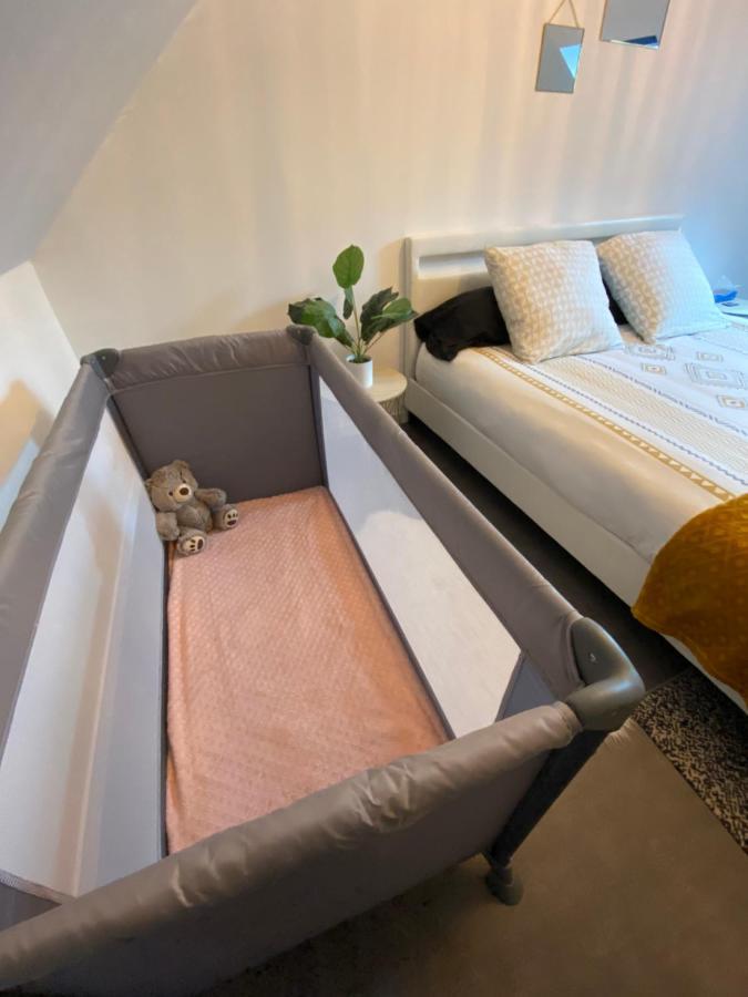 Super Appartement T3 Proche Gare Санс Екстериор снимка
